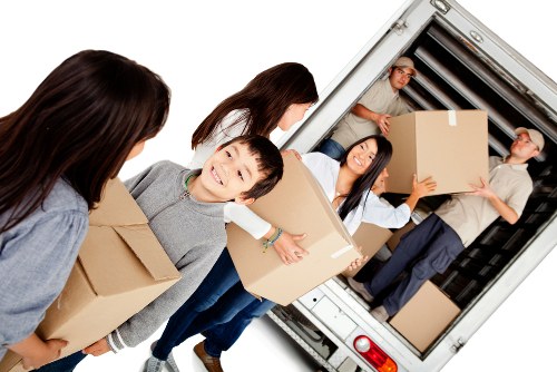 Man and van vehicle suitable for Stepney local moves