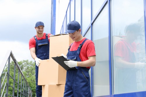 Moving van service supporting a Stepney residential move